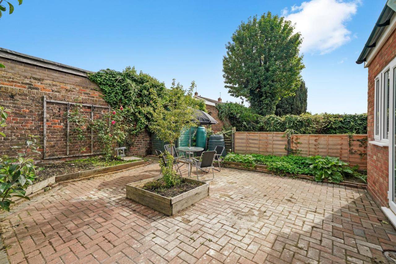 Boutique Heathrow Studio'S - Parking - Garden Harmondsworth Exterior foto